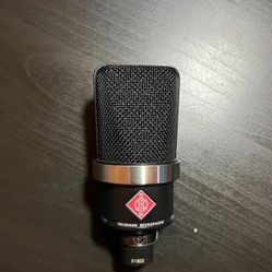 Neumann TLM 102 BK Large Diaphragm Cardiod Condenser Microphone