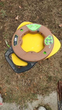 Top wire electrical fish tape