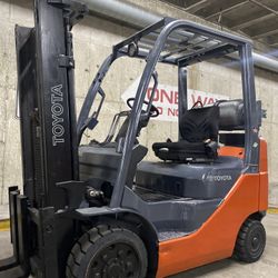 2019 TOYOTA M8 forklift for sale 