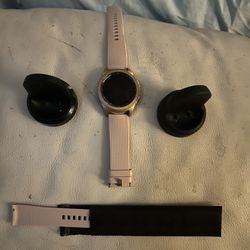 Samsung Galaxy Watch  with extra Band Plus 2 Chargers 