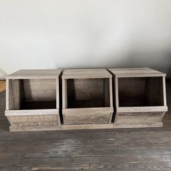 Set of three stackable cubbies