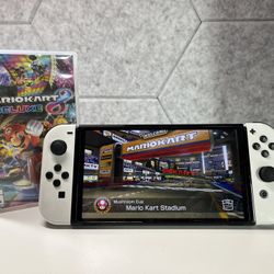 Nintendo Switch OLED Model White/Black 1080p w/ Mario Kart 8 Deluxe