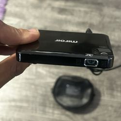 Miroir tiny projector