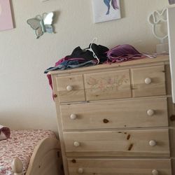 5 Drawer dresser 