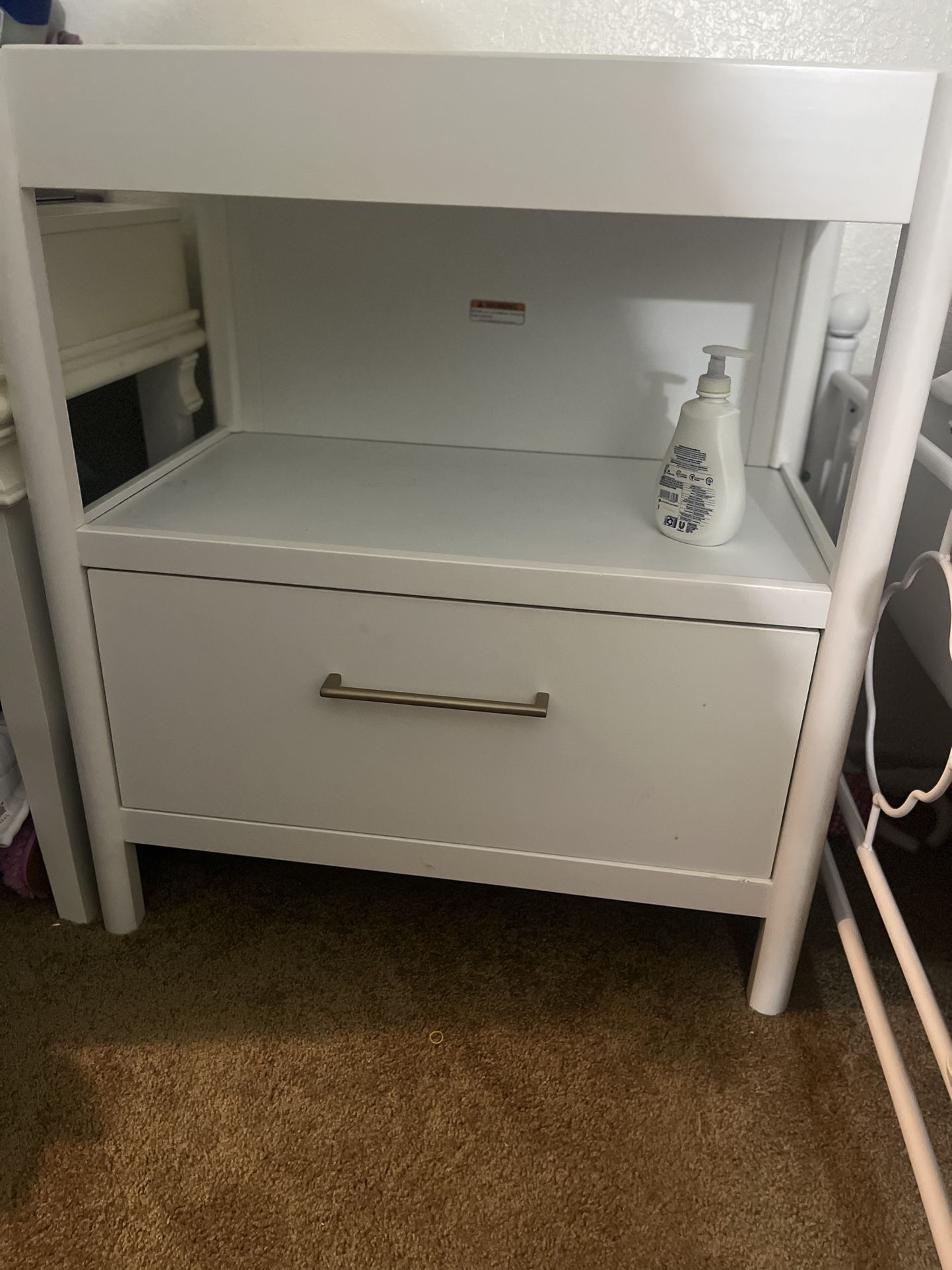 Delta Zoe 5 In 1 Crib With Changing Table