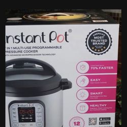 Instant Pot Duo 8 Quart New In Box Never Opened