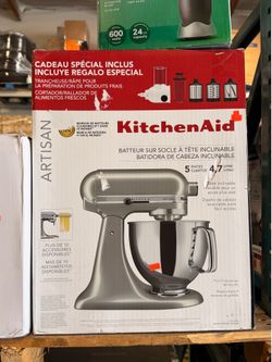 KitchenAid Artisan Series 5 QT Tilt-Head Stand Mixer with Fresh Prep Slicer/Shredder Attachments Brand New in Box