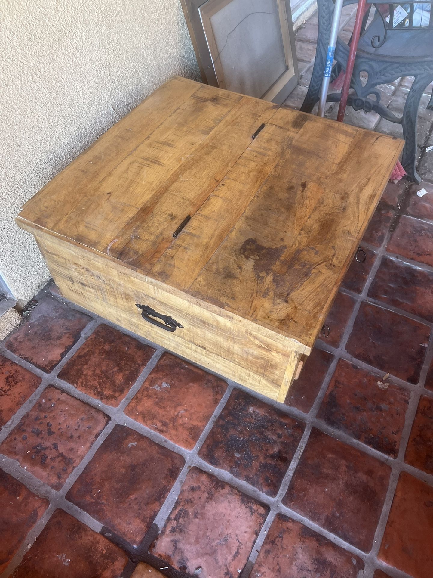 Coffee Table Rústica 5 Drawers, One Large Storage