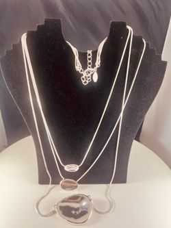 Chico's necklace
