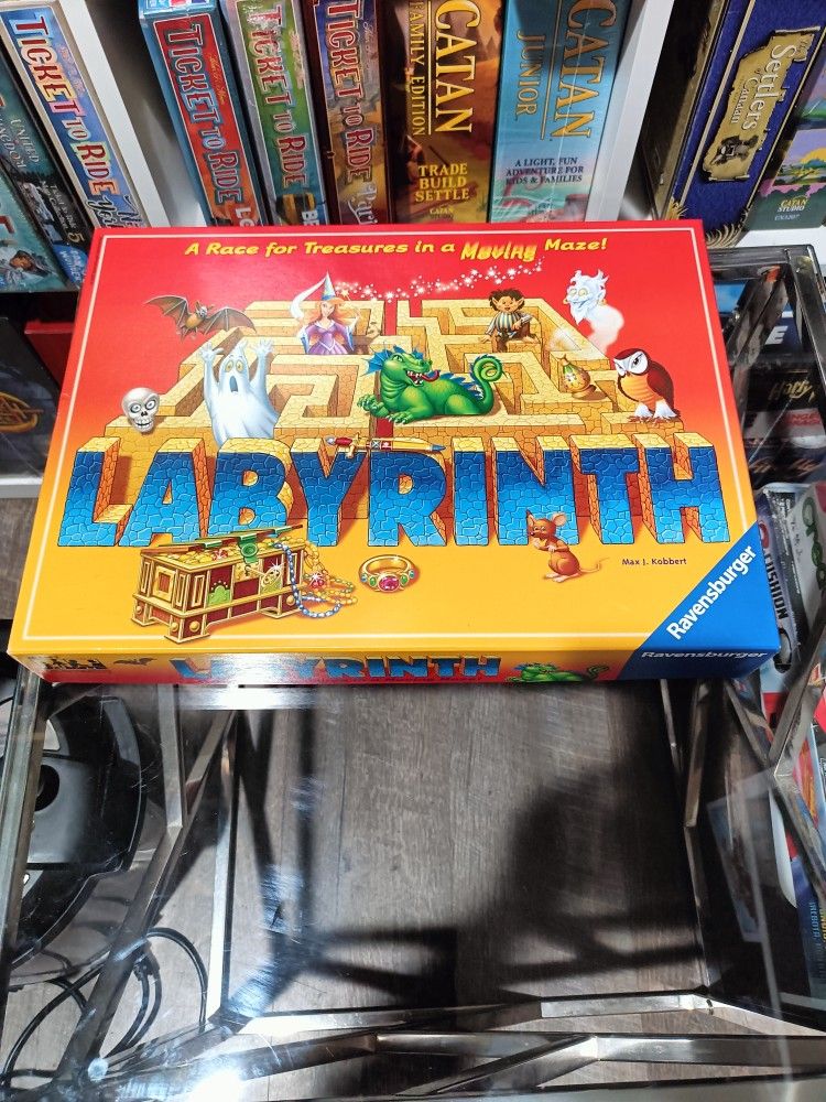 Labyrinth Board Game 
