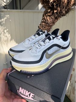 A MA MANIÉRE X NIKE PEGASUS PREMIUM (Men’s 9.5)