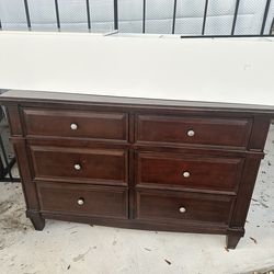 Queen Size Bed And Dresser $100 frame is new
