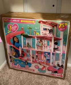 Barbie dreamhouse