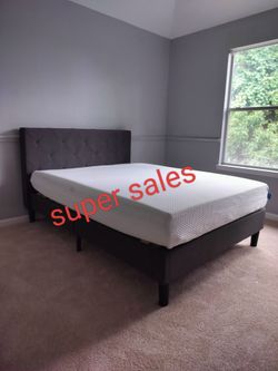 Full size bed