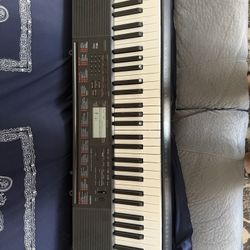 Selling Casio LK160 Piano Keyboard