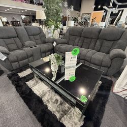 2 Pc Sofa And Loveseat 