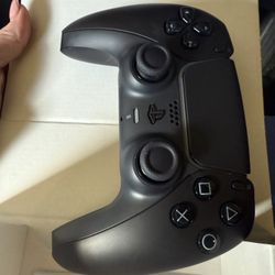 PlayStation 5 DualSense Wireless Controller – BRAND NEW - NEVER USED