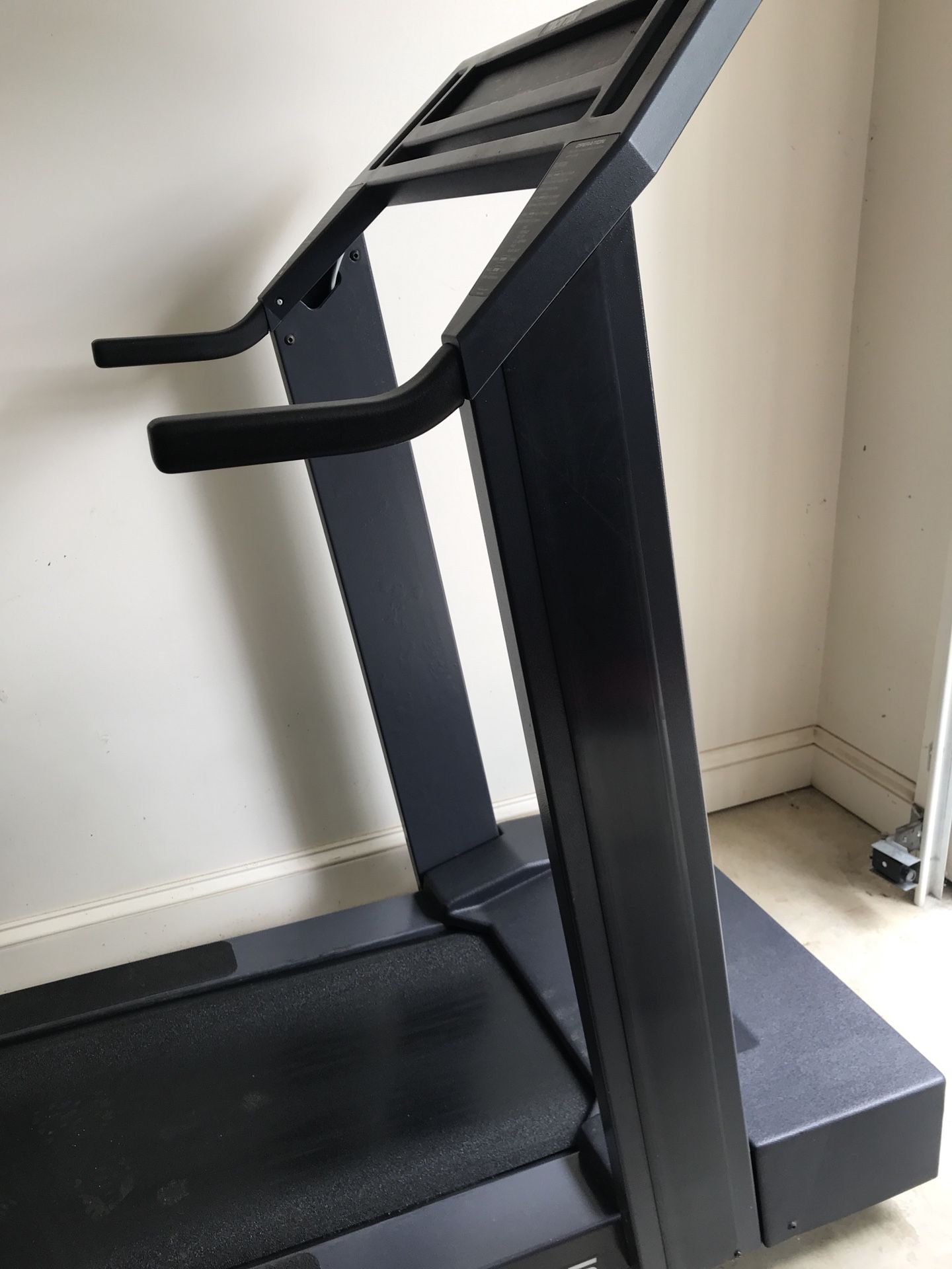 Heavy Duty TROTTER 535 Treadmill. No incline. for Sale in