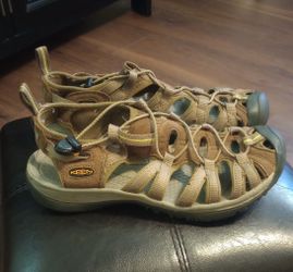 Keen Sandals Women's Size 9