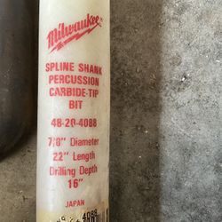 Milwaukee 7/8" 22" Length 16” Drilling Depth Carbide Tip Spline Shank Percussion Concrete Bit