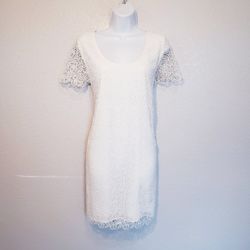 lace dress emerald green Emerald Green V-Neck Lace Tulle Formal Prom Dress with Long Sleeves main image 0