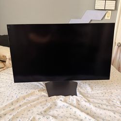 LG UltraGear Monitor 32in OLED
