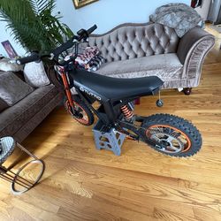 Tuttio (will negotiate)