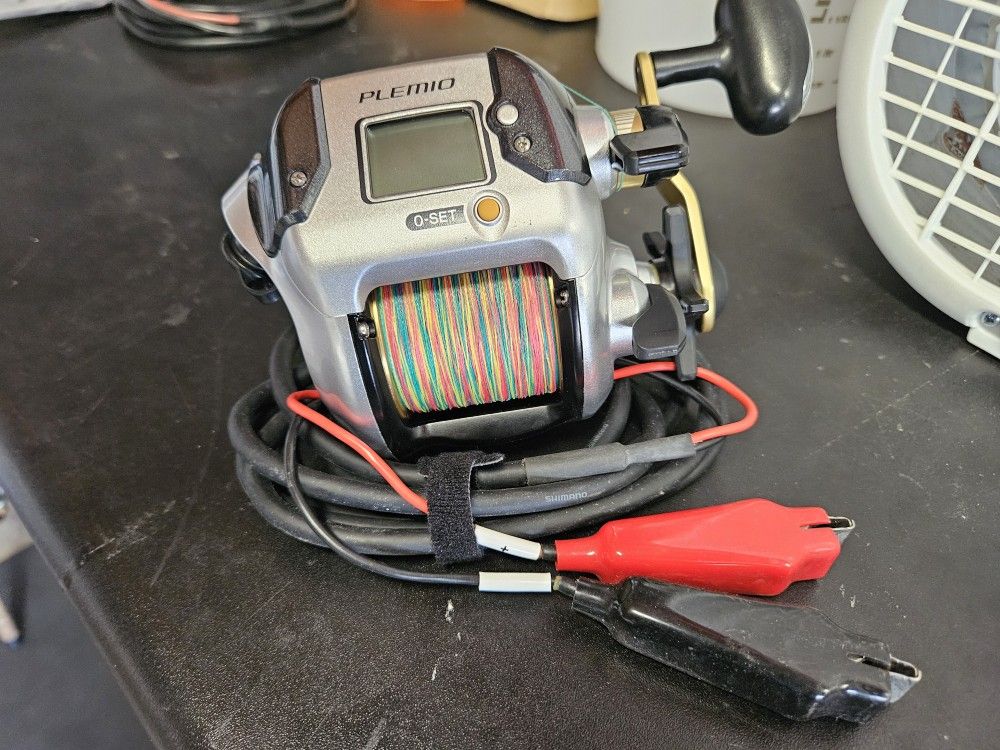 Shimano PLEMIO 3000 (JDM electric reel)