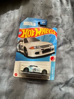 Godzilla Nissan skyline gt-r R32