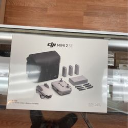 DJI Mini 2 SE Fly More Combo