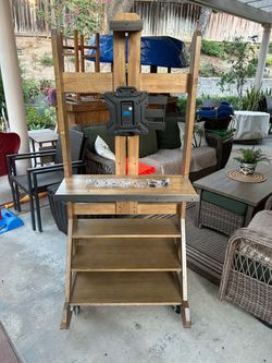Flat screen tv stand