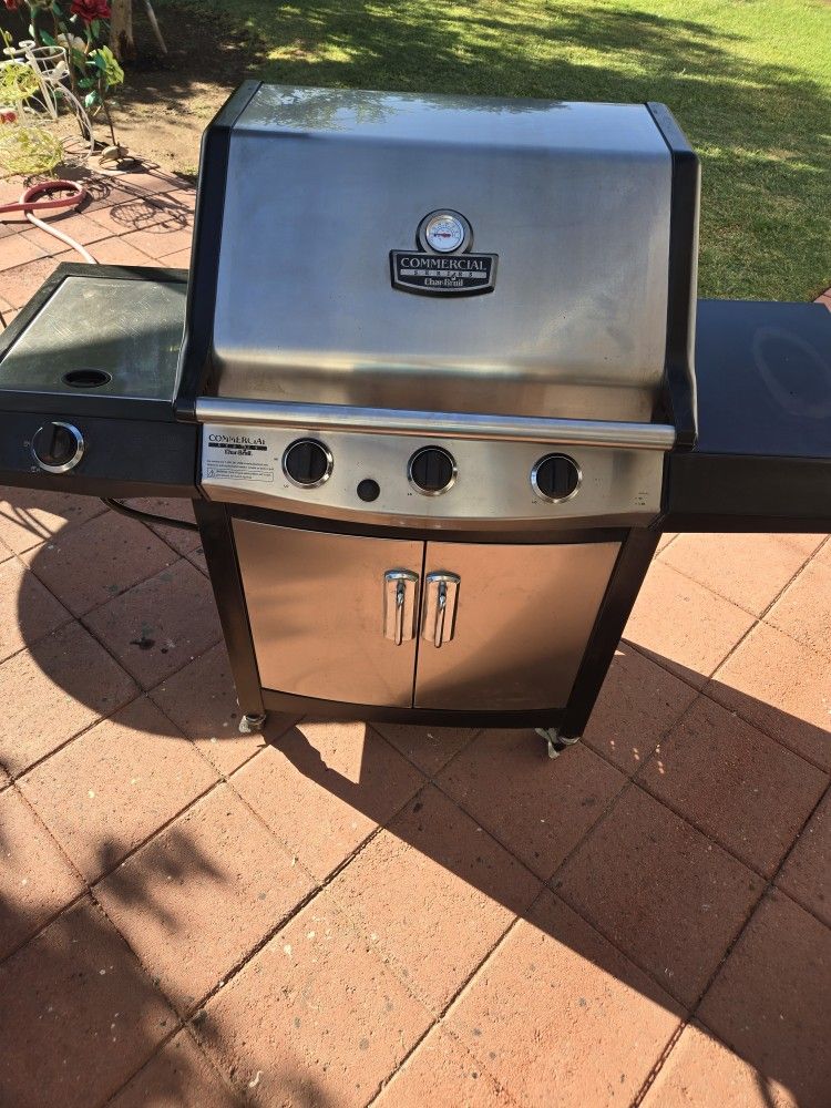 Commercial Char-broil Bbq Propane Grill