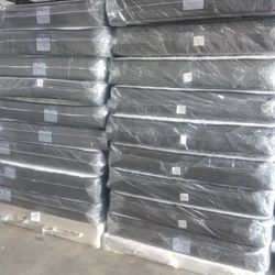 Twin size mattress, king size mattress, queen, size mattress, full size mattress with free, boxspring, same