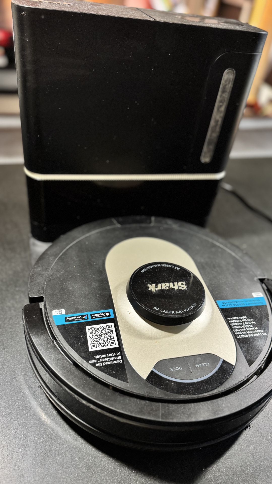 Shark Smart Vacuum w/ Base | Garage Sale!