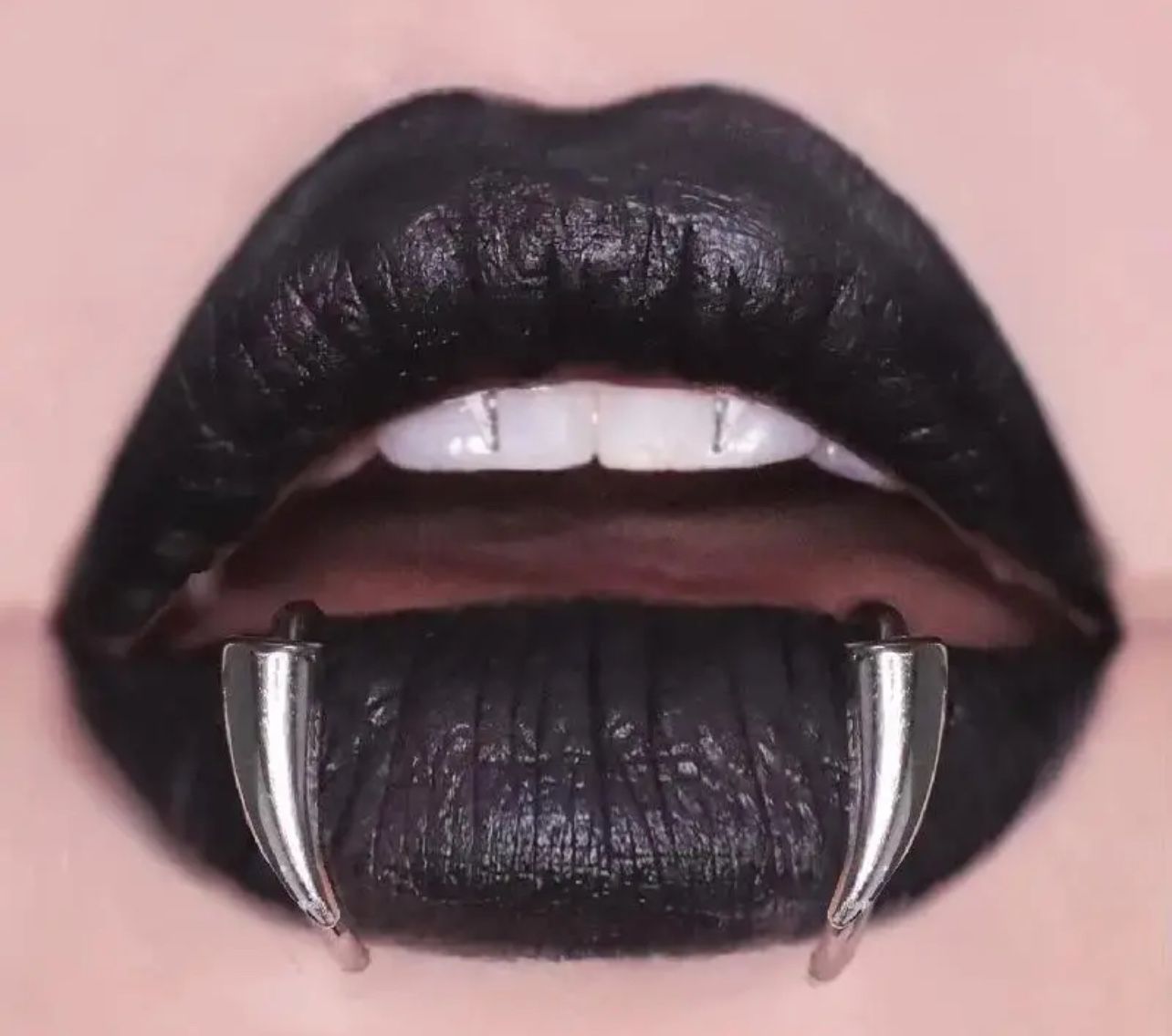 1 Pair Alloy Vampire Fangs Lip Rings. Fake Piercing. Clip On Piercing