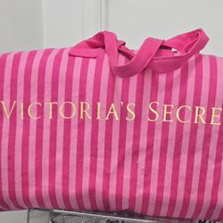 Victoria's Secret Large Weekender Travel bag 
