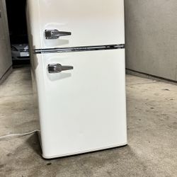 insignia mini fridge for sale 