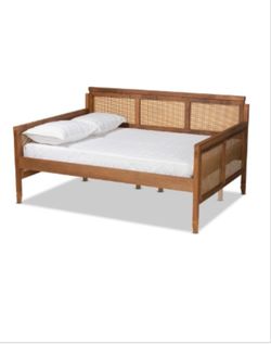 Baxton Studio Toveli Full-Size Daybed Frame – Excellent Condition - lightly used