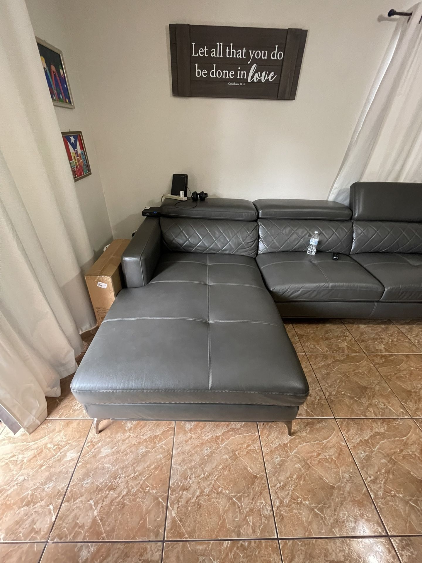 Room2Go Couch