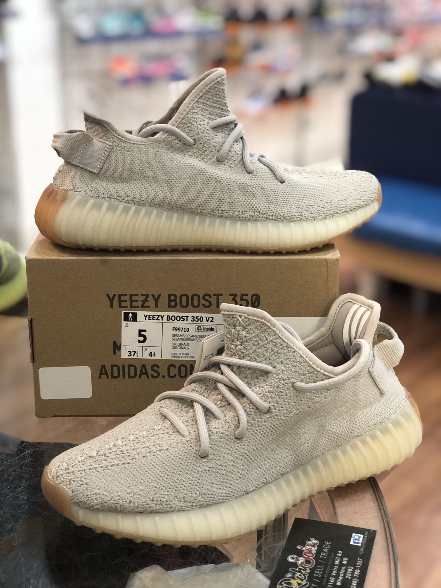 Brand new Sesame Yeezy 350 V2s size 5