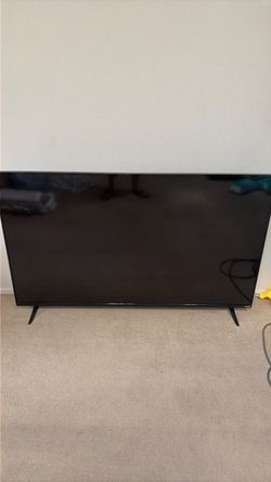 Big Screen Vizio TV 58 inch , 1080p , 4 HDMI and RCA Hookup!
