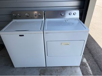 Maytag washer and dryer set