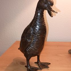 Bronze Duck Figuring