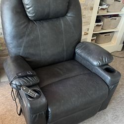 Lift Chair with heat and vibration. Excellent