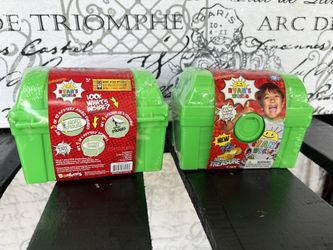 Ryan’s World Mini Treasure Chest
