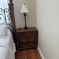 Dresser And Night Tables