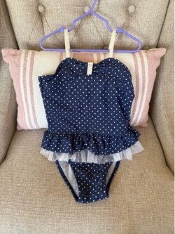 Circo one-piece swimsuit for toddlers. Size 5t