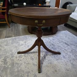 Round MERSMAN Antique Table