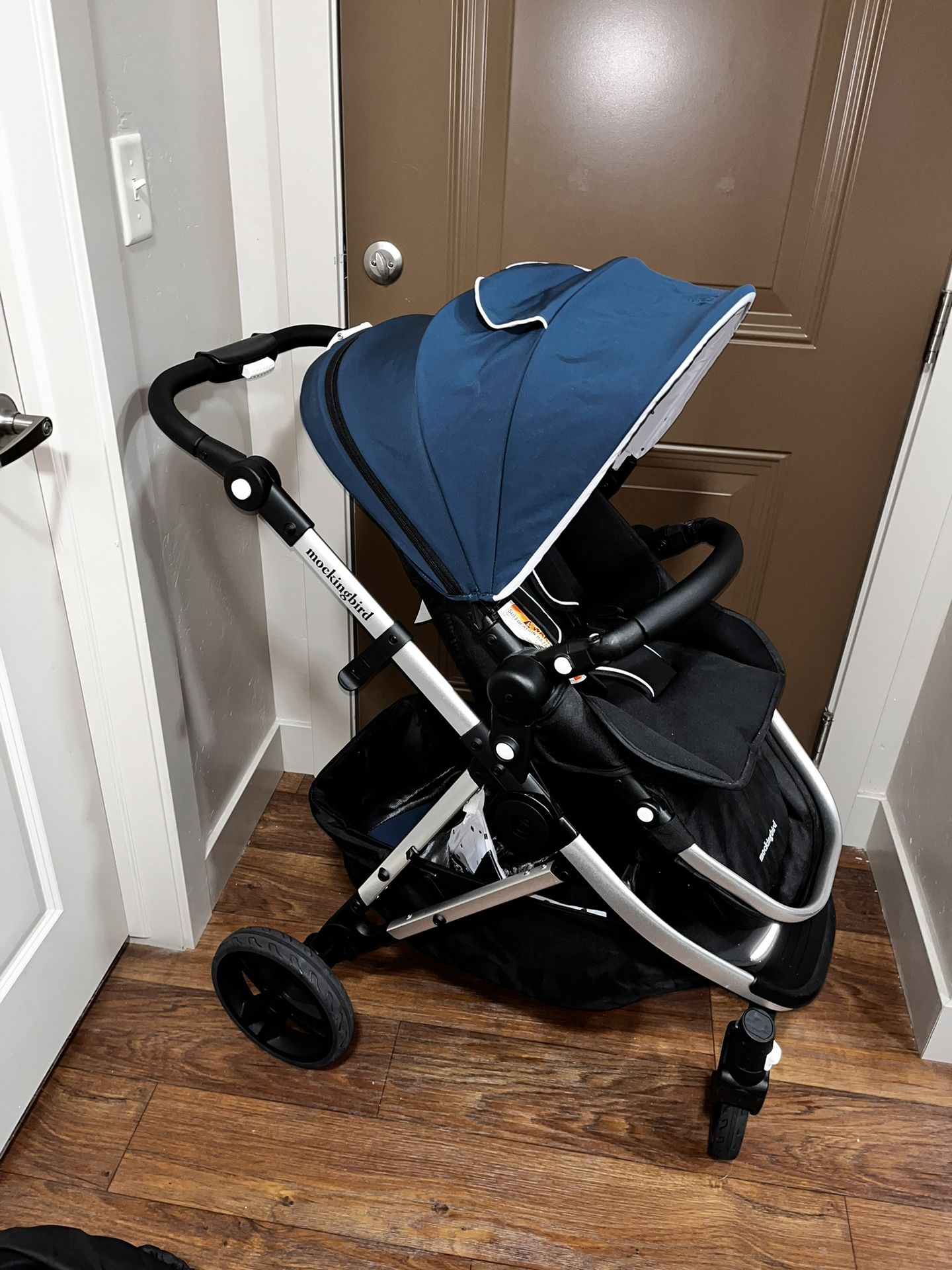 Stroller - Mockingbird Single Like New!