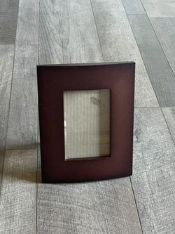 Burnes Home Accents, Rich-Brown, Wooden 4x5 Picture Frame. 